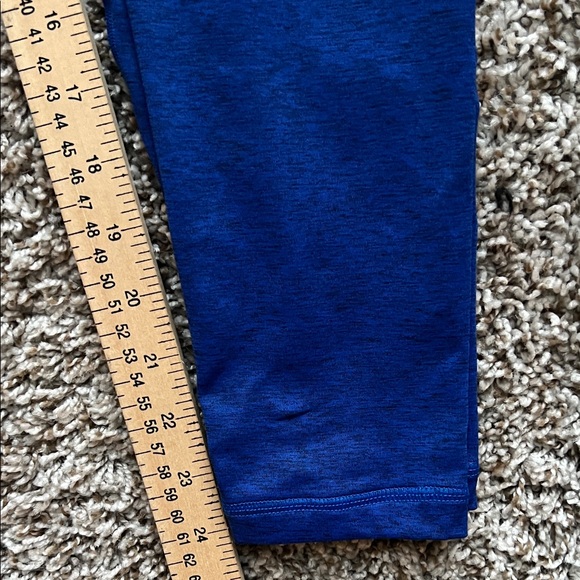 NWOT CLS  V Back Ruffle Pocket Leggings Solid High-Waisted in Size XL - Picture 10 of 12